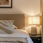 Casiola - Beautiful Overlooking The Marina With Parking Ostende