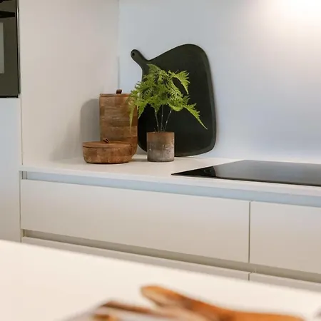 Casiola - Beautiful Overlooking The Marina With Parking Apartment Ostend