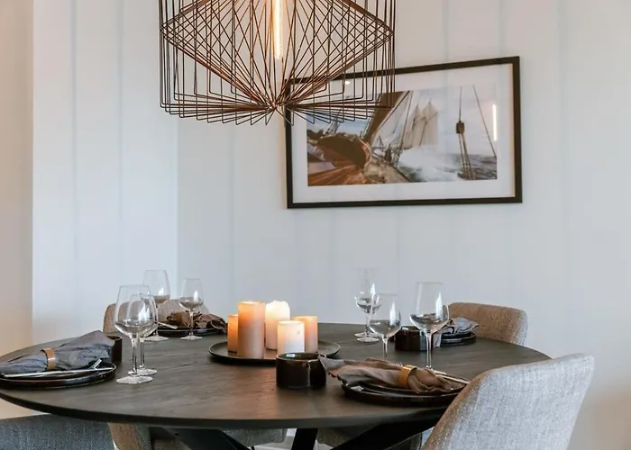 Casiola - Beautiful Overlooking The Marina With Parking Appartement