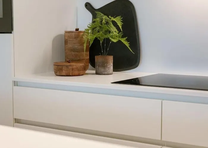 Casiola - Beautiful Overlooking The Marina With Parking Apartment Ostend