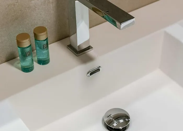 Casiola - Beautiful Overlooking The Marina With Parking