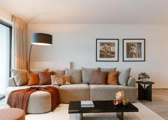 Casiola - Beautiful Overlooking The Marina With Parking Apartment