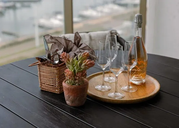 Casiola - Beautiful Overlooking The Marina With Parking *